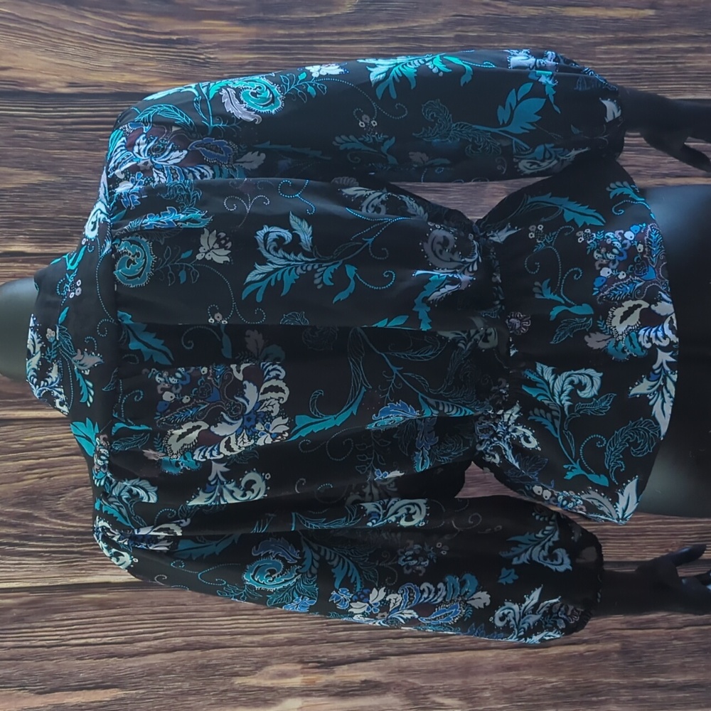 Eva Mendes New York & Company Black and Blue Floral Wrap Blouse Medium - Picture 4 of 10